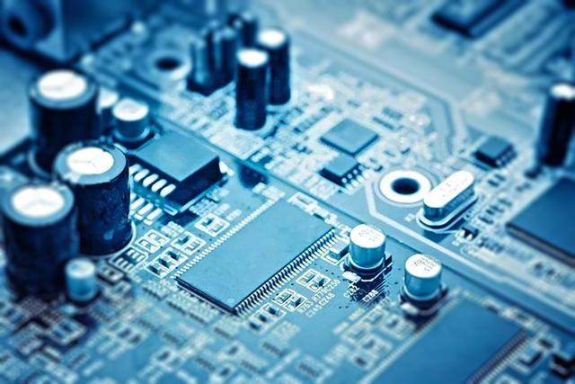 供應(yīng)美光 NAND 存儲器 IC、萊迪思硬件管理控制器、英特爾 FPGA IC